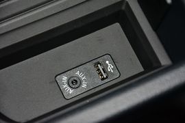 2016款宝马335Li豪华设计套装