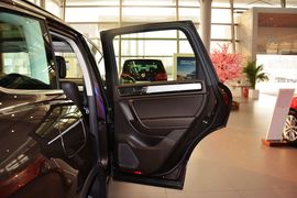 2016款大众途锐3.0TSI舒适型