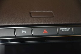 2016款大众途锐3.0TSI舒适型