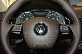 2016款大众途锐3.0TSI舒适型