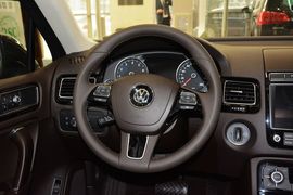 2016款大众途锐3.0TSI舒适型