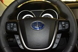 2016款奔腾X80
