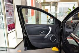 2015款雷诺风朗2.0L时尚版