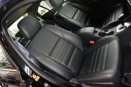 2015款雷诺风朗2.0L时尚版