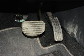 2015款雷诺风朗2.0L时尚版