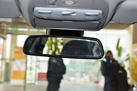 2015款雷诺风朗2.0L时尚版