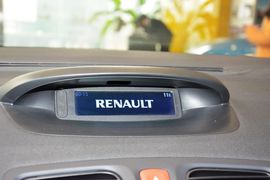 2015款雷诺风朗2.0L时尚版