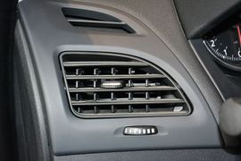 2015款雷诺风朗2.0L时尚版