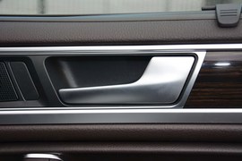 2016款大众途锐3.0TSI高配型