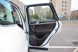 2016款大众途锐3.0TSI高配型