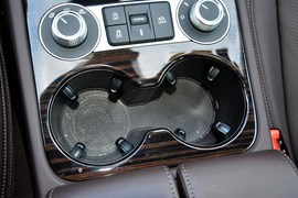 2016款大众途锐3.0TSI高配型
