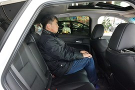 2016款本田歌诗图2.4L豪华版