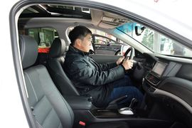 2016款本田歌诗图2.4L豪华版