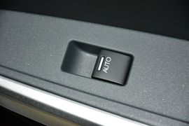 2016款本田歌诗图2.4L豪华版