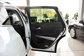 2016款本田歌诗图2.4L豪华版