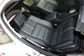 2016款本田歌诗图2.4L豪华版