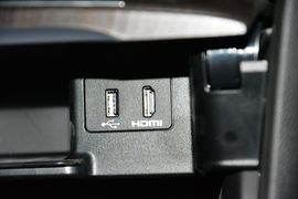 2016款本田歌诗图2.4L豪华版