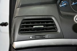 2016款本田歌诗图2.4L豪华版