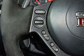 2015款日产GT-R
