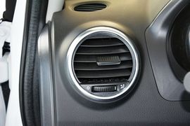 2015款哈弗H6升级版1.5T手动两驱精英型