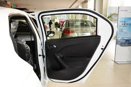 2016款雪铁龙全新爱丽舍1.6L手动时尚型