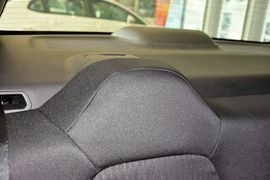 2016款雪铁龙全新爱丽舍1.6L手动时尚型