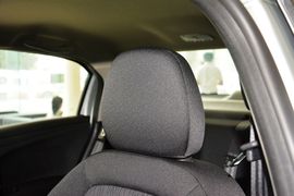 2016款雪铁龙全新爱丽舍1.6L手动时尚型