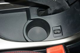 2016款海马M3