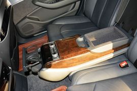 2014款奥迪A8L