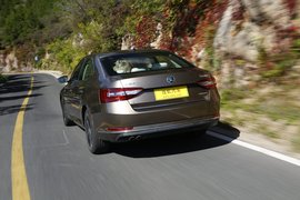 2016款速派1.8TSI评测组图