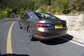 2016款速派1.8TSI评测组图