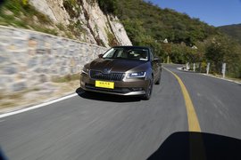 2016款速派1.8TSI评测组图