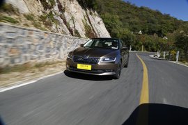 2016款速派1.8TSI评测组图