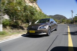 2016款速派1.8TSI评测组图