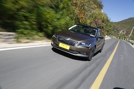 2016款速派1.8TSI评测组图