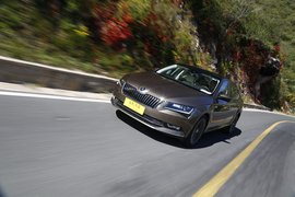 2016款速派1.8TSI评测组图