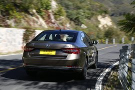 2016款速派1.8TSI评测组图