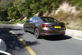 2016款速派1.8TSI评测组图