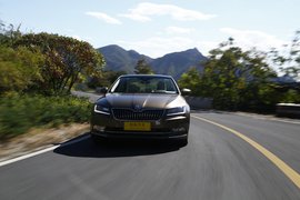 2016款速派1.8TSI评测组图