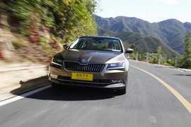 2016款速派1.8TSI评测组图