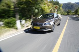 2016款速派1.8TSI评测组图