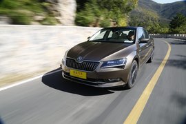 2016款速派1.8TSI评测组图