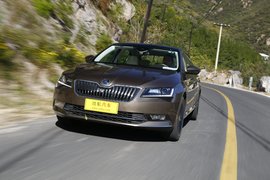 2016款速派1.8TSI评测组图