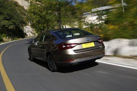 2016款速派1.8TSI评测组图