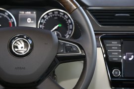 2016款速派1.8TSI评测组图