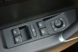 2016款大众迈腾1.8TSI智享豪华型