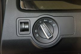 2016款大众迈腾1.8TSI智享豪华型