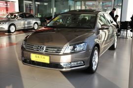 2016款大众迈腾1.8TSI智享豪华型