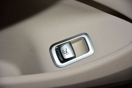 2015款梅赛德斯迈巴赫S400