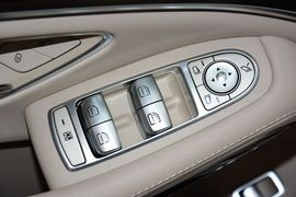 2015款梅赛德斯迈巴赫S400